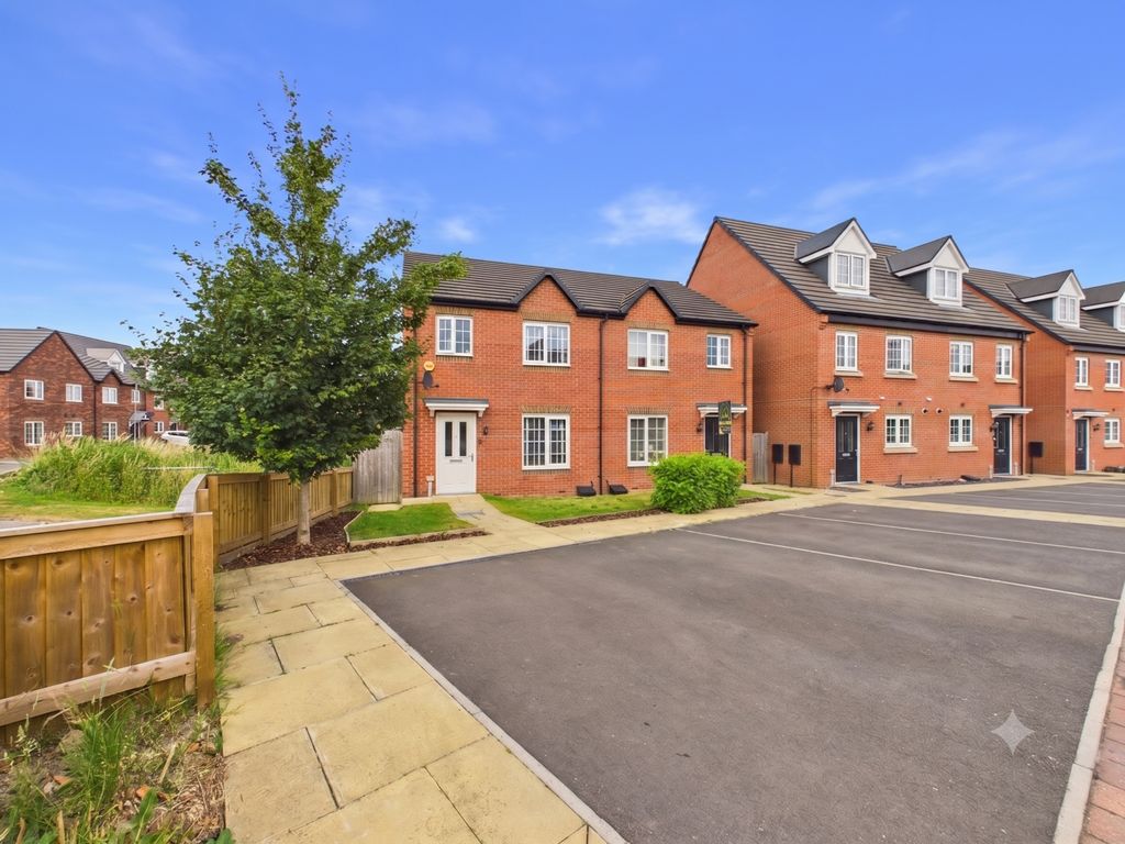 Property photo 1 of 23 1- Rob Hammond Ewemove Pontefract