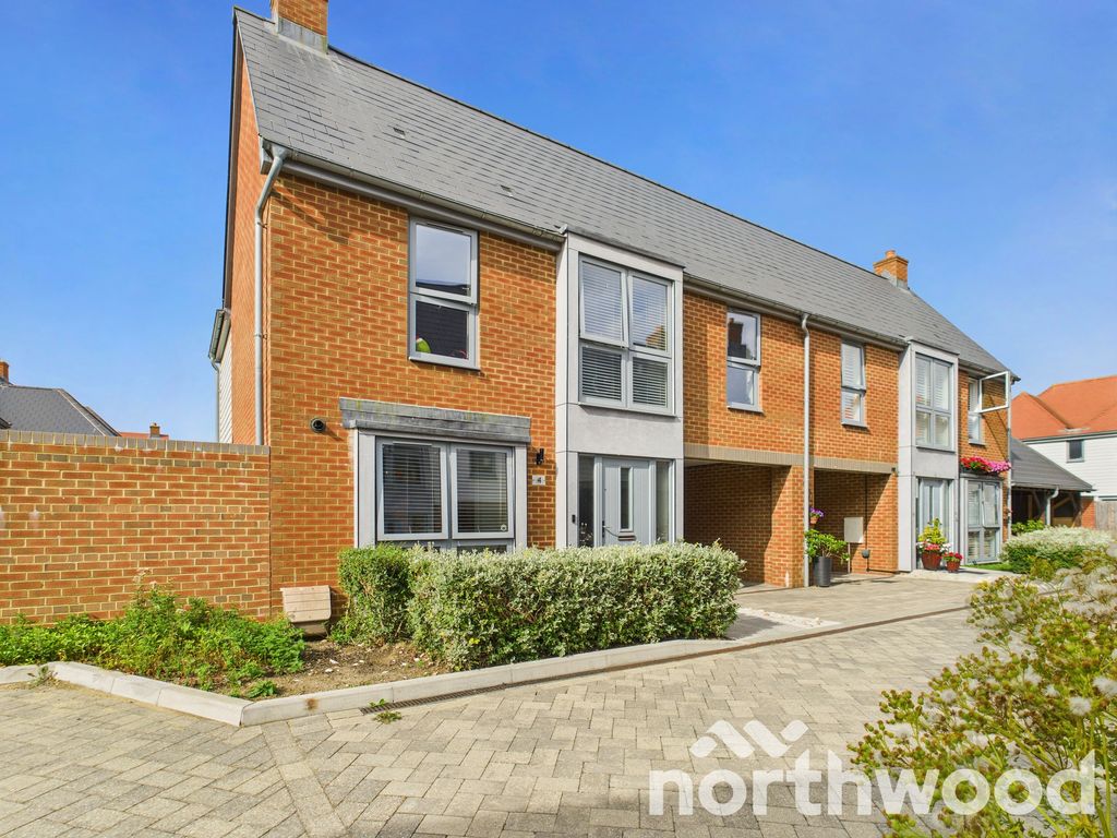 Property photo 1 of 39
