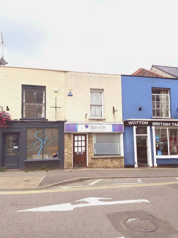 Property photo 1 of 10 Shop With Upper Floor