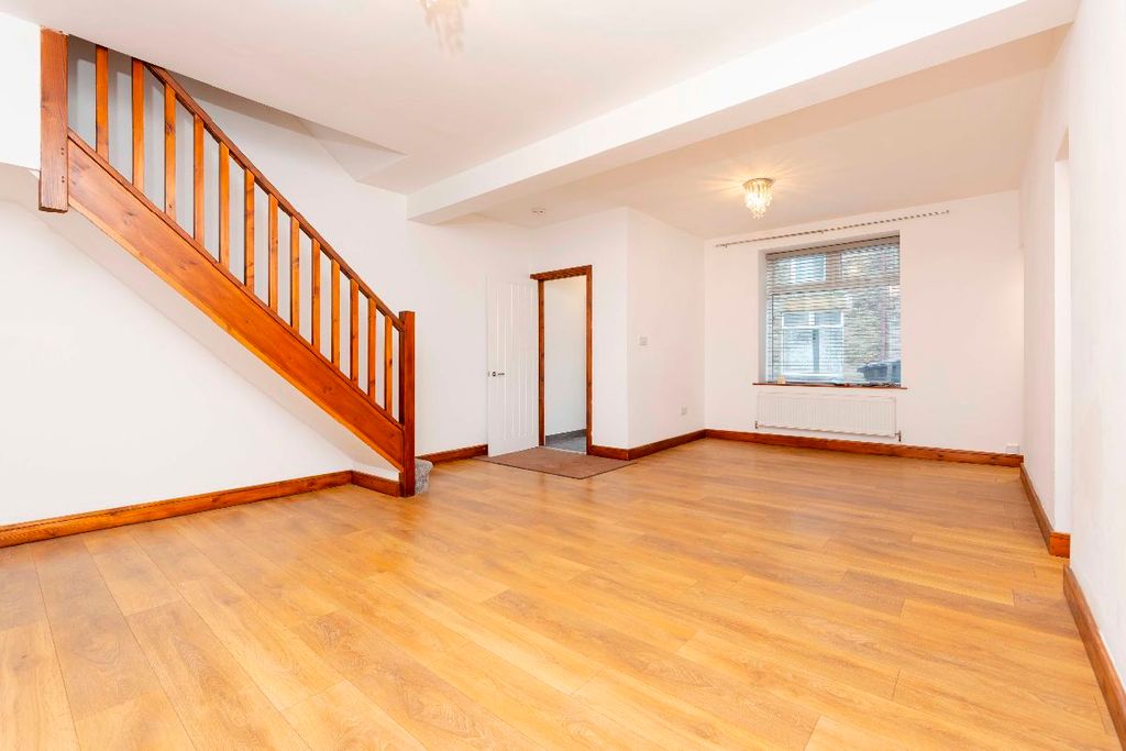 Additional image 8 of 3 bed terraced house to rentRailway Street, Trelewis, Treharris CF46