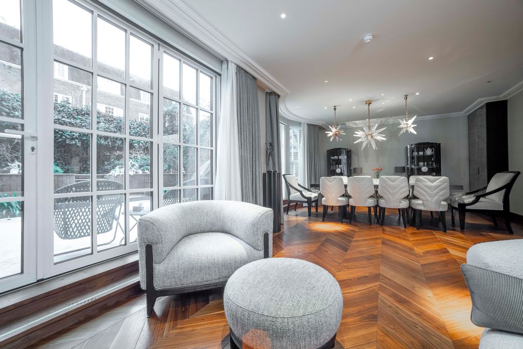 Additional image 16 of 5 bed town house to rentSomerset Square, Kensington, London W14