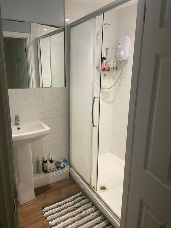 Property photo 3 of 4