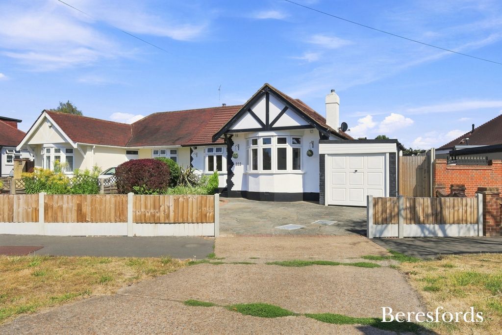 Property photo 1 of 23 Picture No. 04