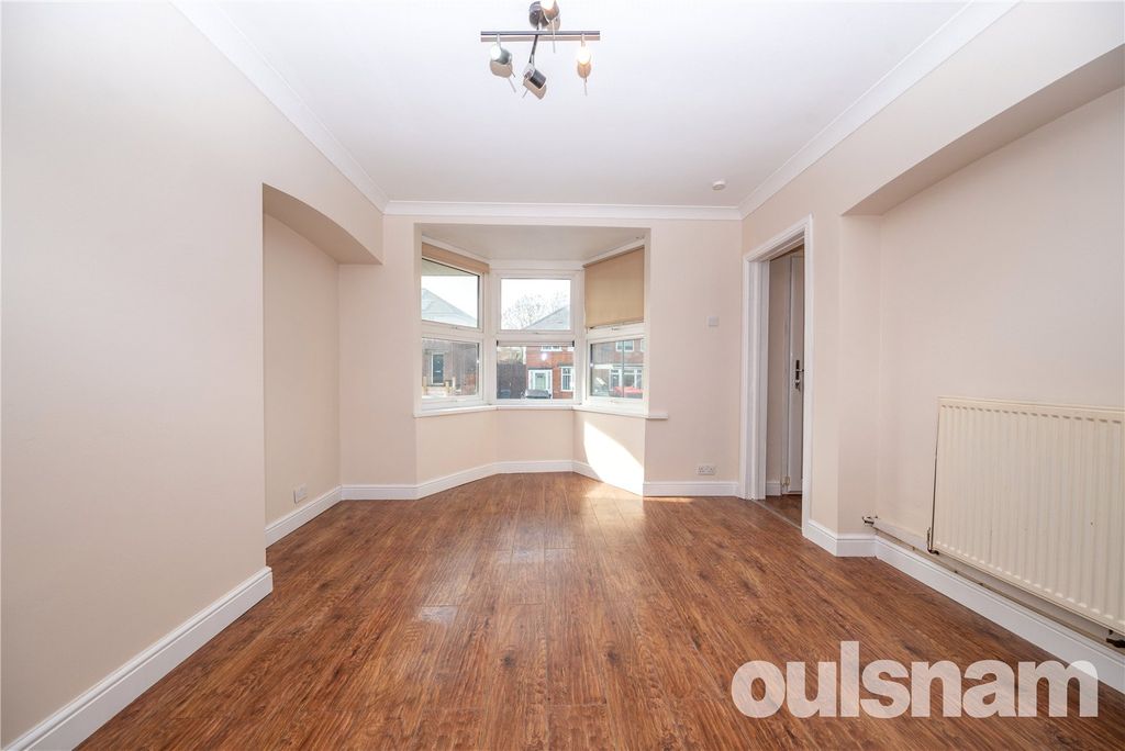 Property photo 2 of 18 Picture No. 02