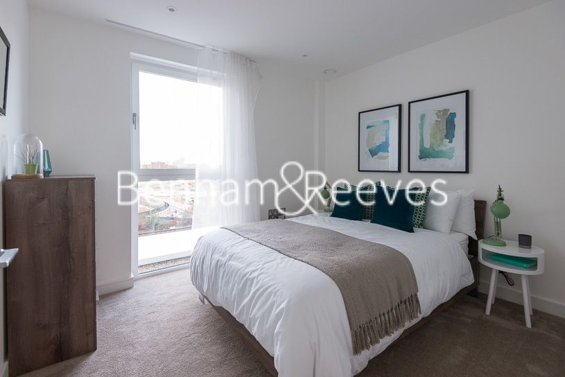 Property photo 3 of 12