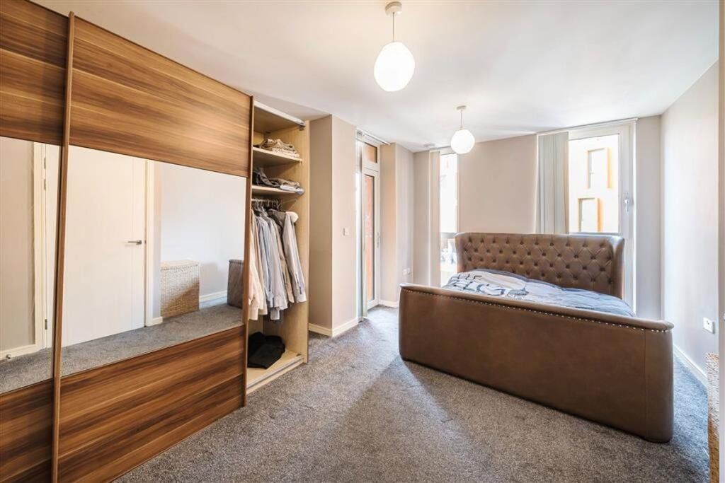 Property photo 3 of 8