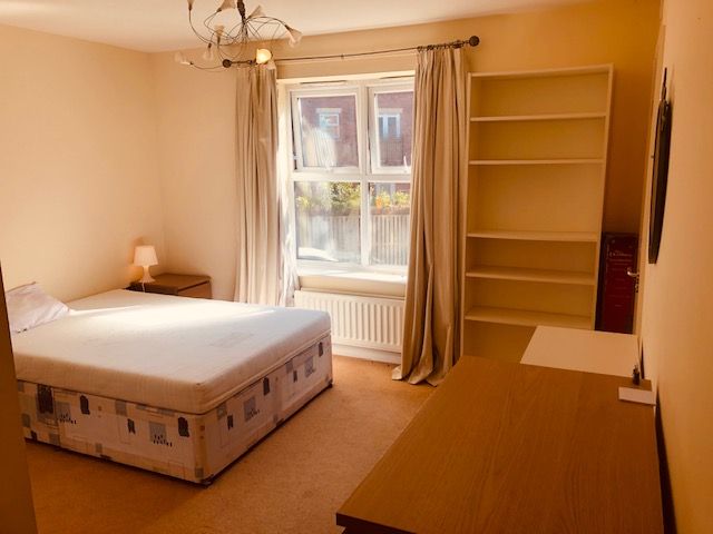 Property photo 2 of 11 Bedroom 1