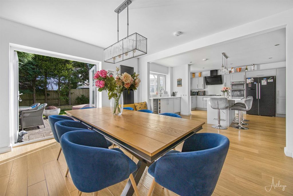 Property photo 2 of 22 Open Plan Kitchen