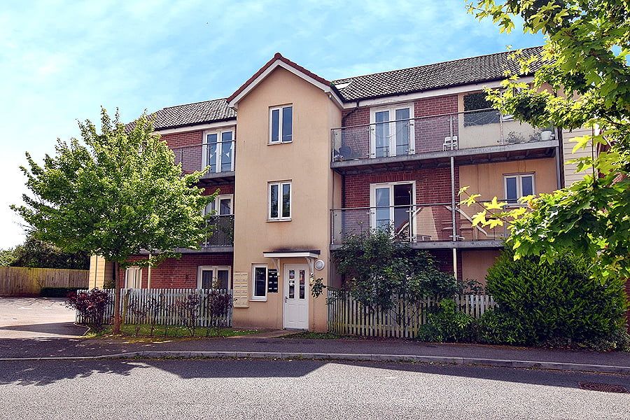 Property photo 1 of 10