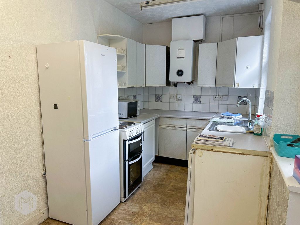 Property photo 3 of 13