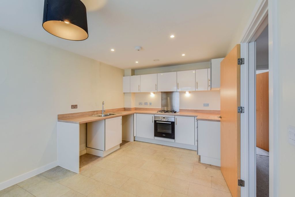Property photo 2 of 12 Kitchen1_1