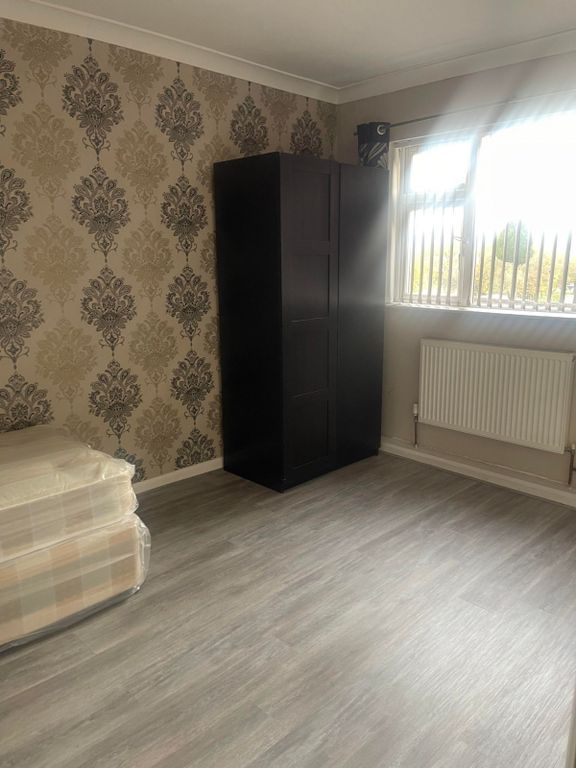 Property photo 3 of 10 Gallery