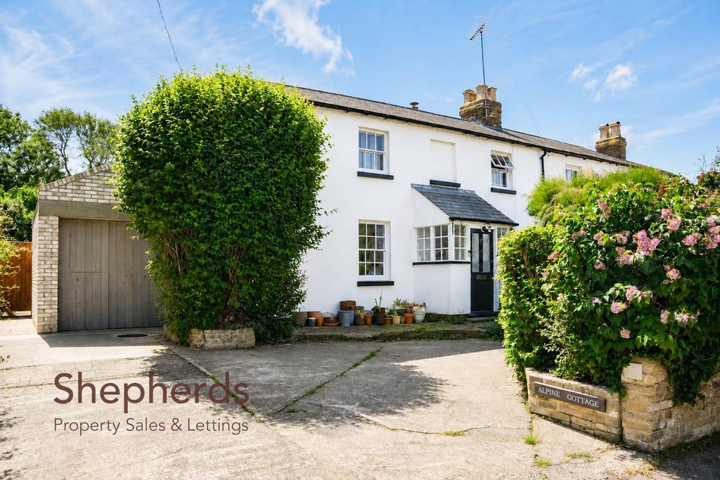 Property photo 2 of 34 Fe461786-Bef7-4F89-Ad35-391Afbe97Ec4.Jpg