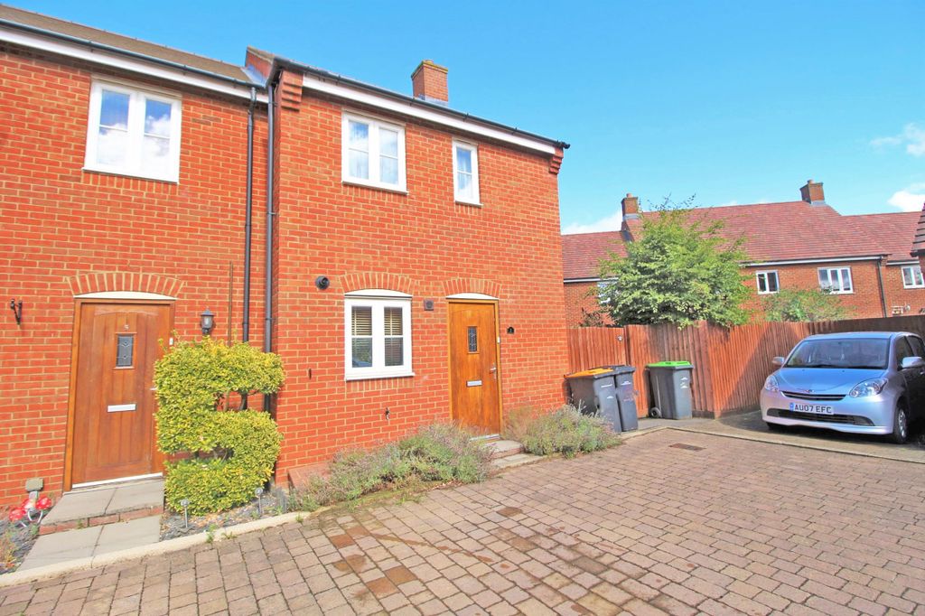 Property photo 1 of 8