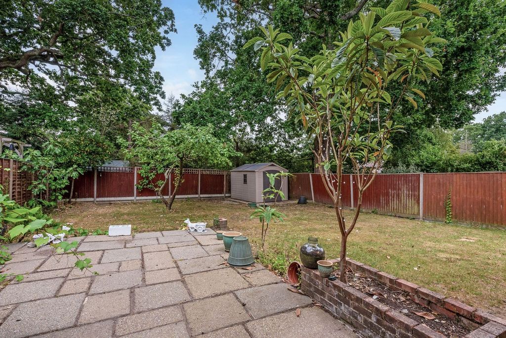 Property photo 3 of 21