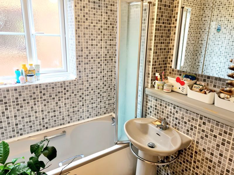 Property photo 3 of 8 Photo 3