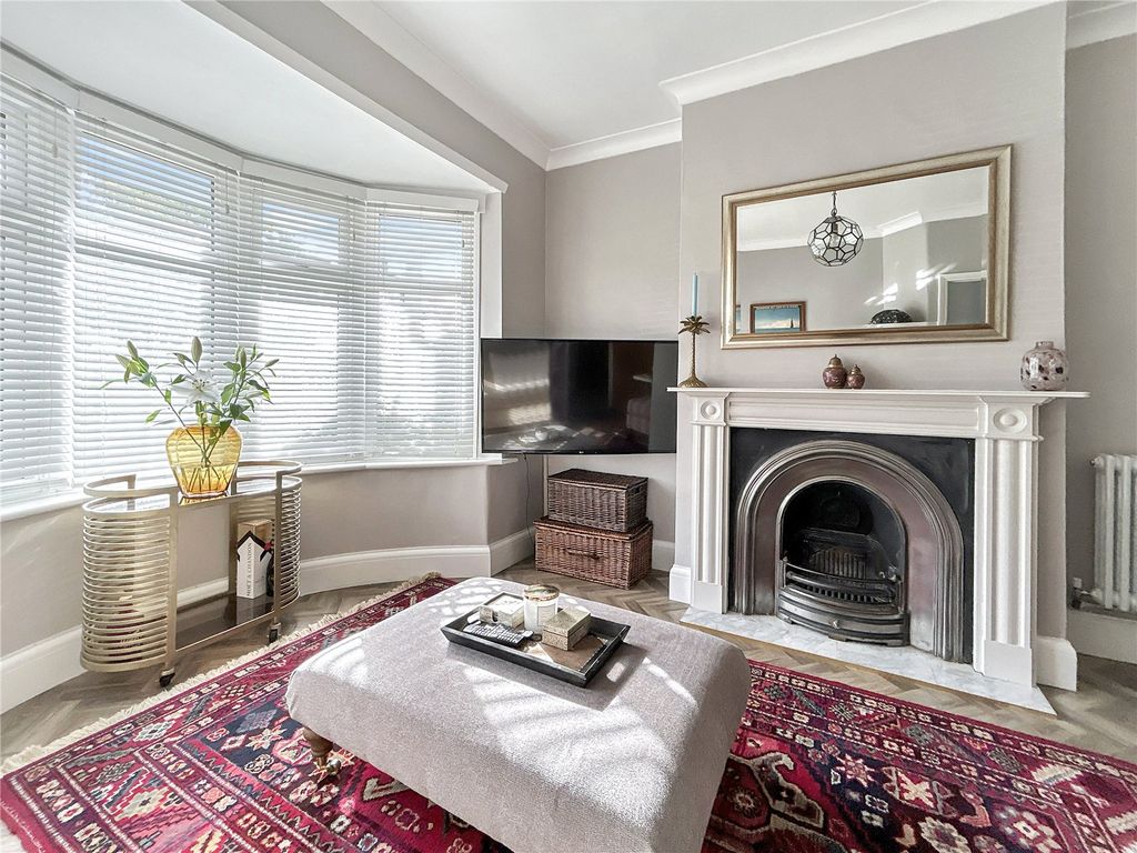 Property photo 3 of 35 Robinson Jackson