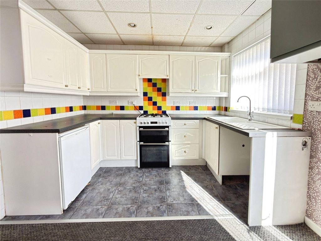 Property photo 2 of 13 Picture No. 04