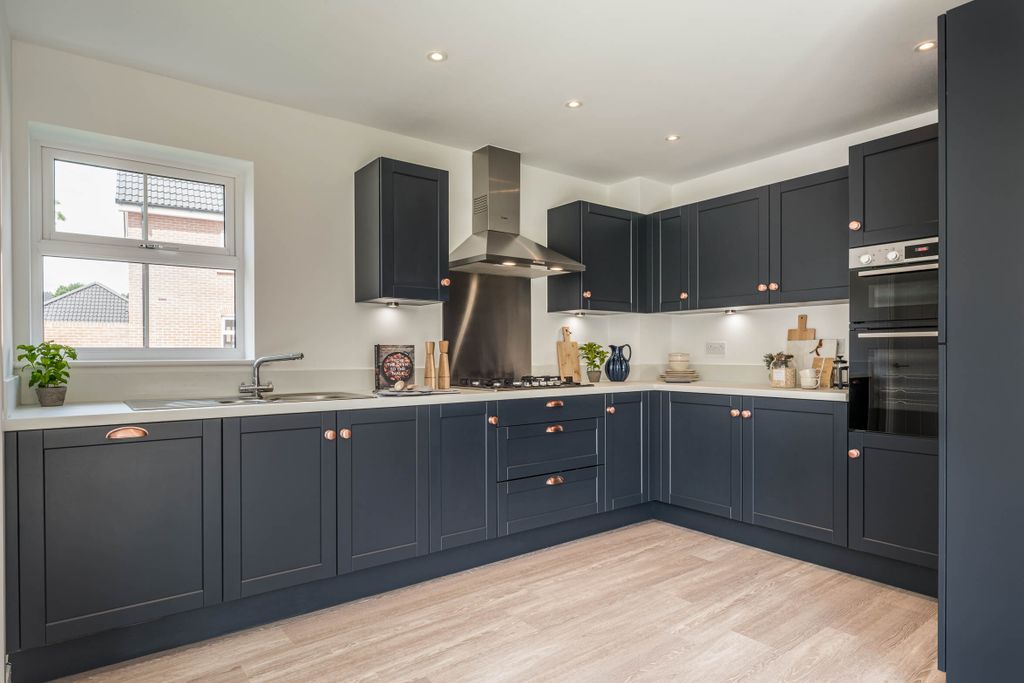 Property photo 2 of 12 Poringland Interior