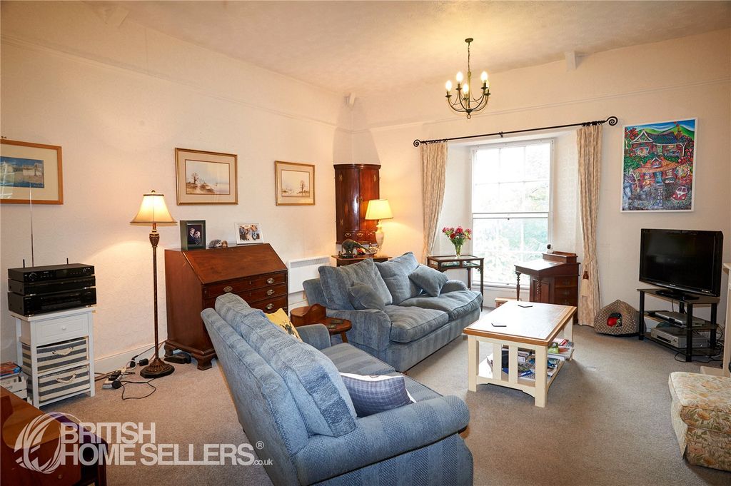 Property photo 3 of 14 3