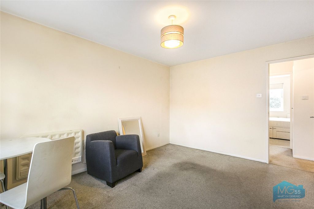 Property photo 3 of 11 Picture No. 26