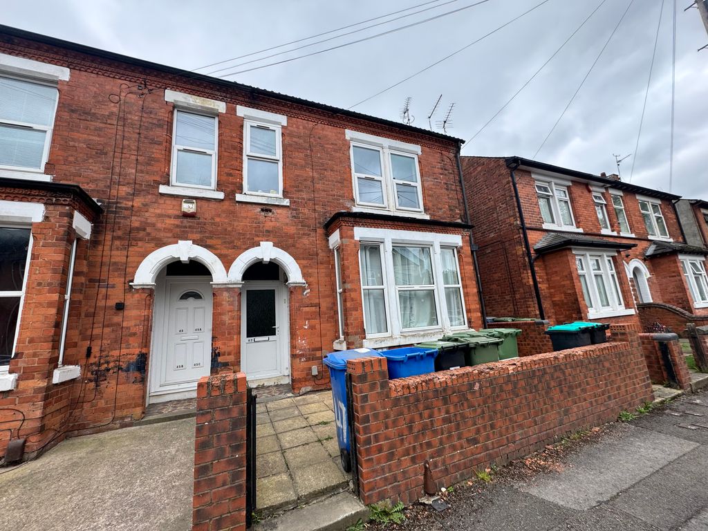 Property photo 1 of 4