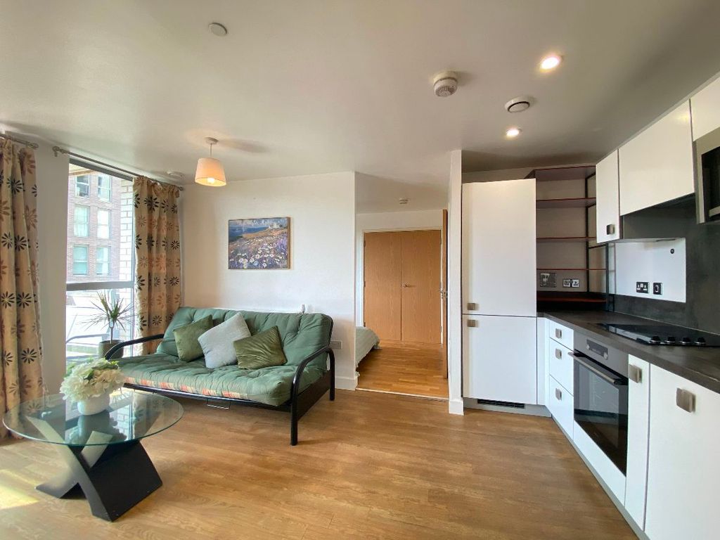 Property photo 2 of 9