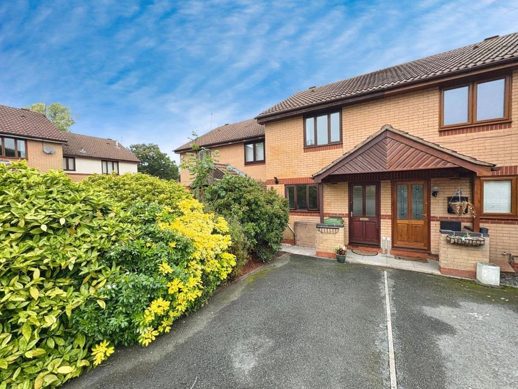 Property photo 1 of 7 Front