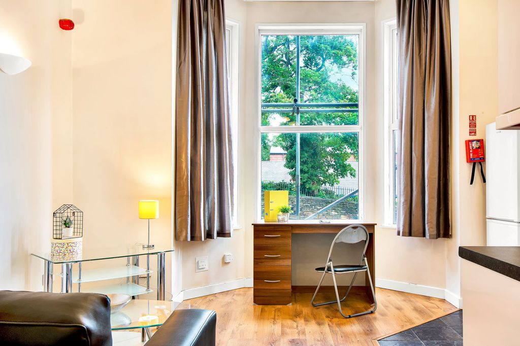 Property photo 1 of 6 Property Photo