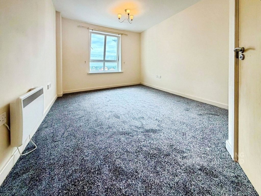 Property photo 3 of 12 Picture No. 27