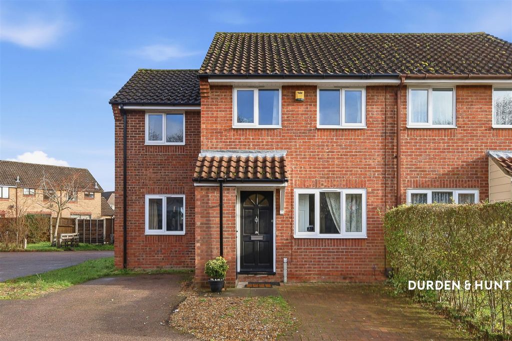 Property photo 1 of 19 Langdale Drive