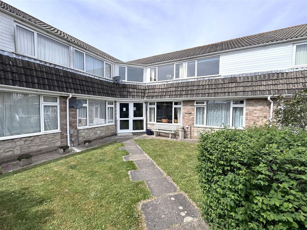 Property photo 1 of 6 Front