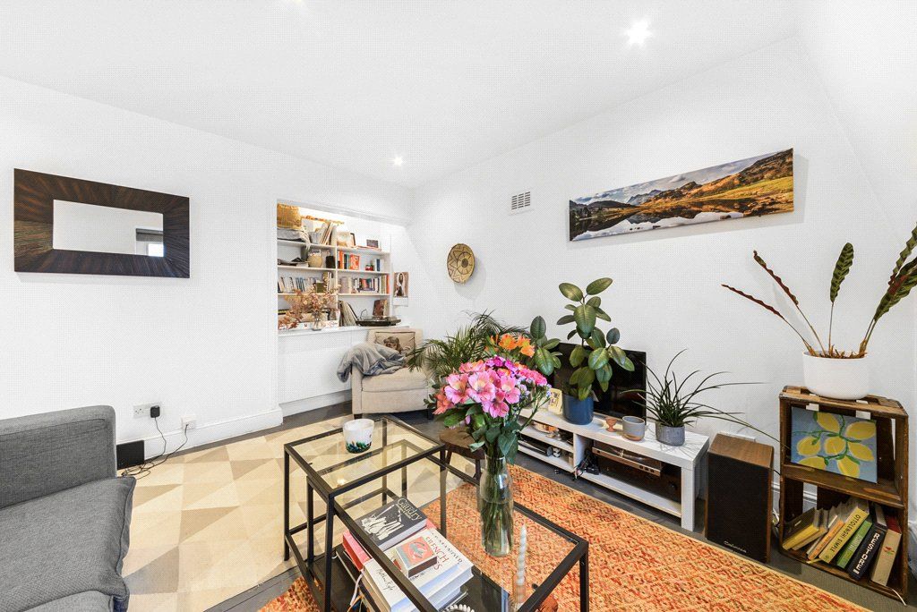 Property photo 2 of 14 Picture No. 15