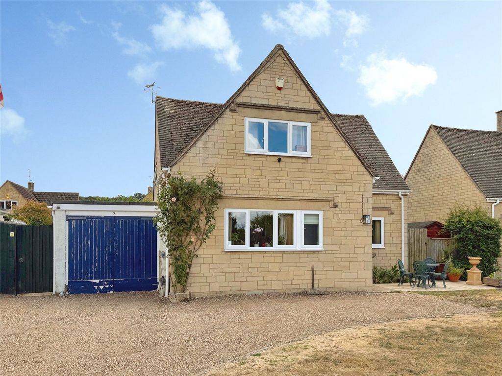 Property photo 1 of 22 Picture No. 04
