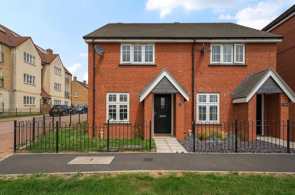 Property photo 1 of 18 Picture No. 04