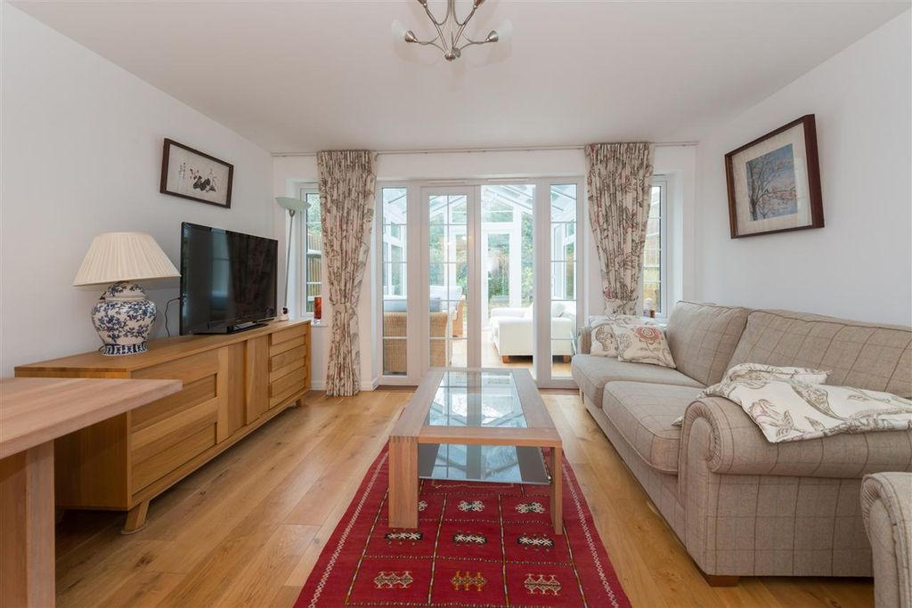 Property photo 3 of 16