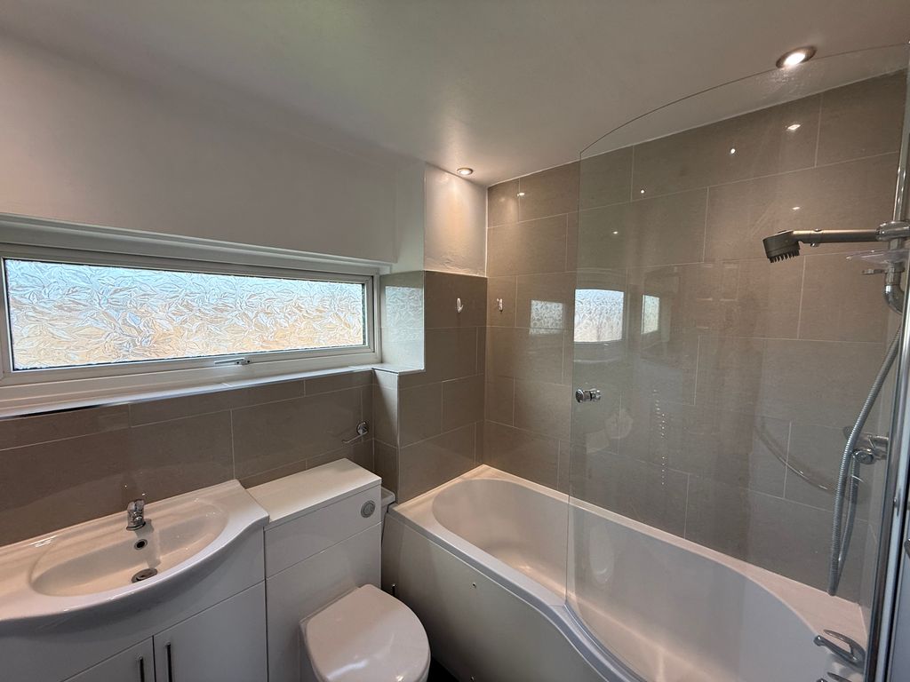 Property photo 3 of 11 View