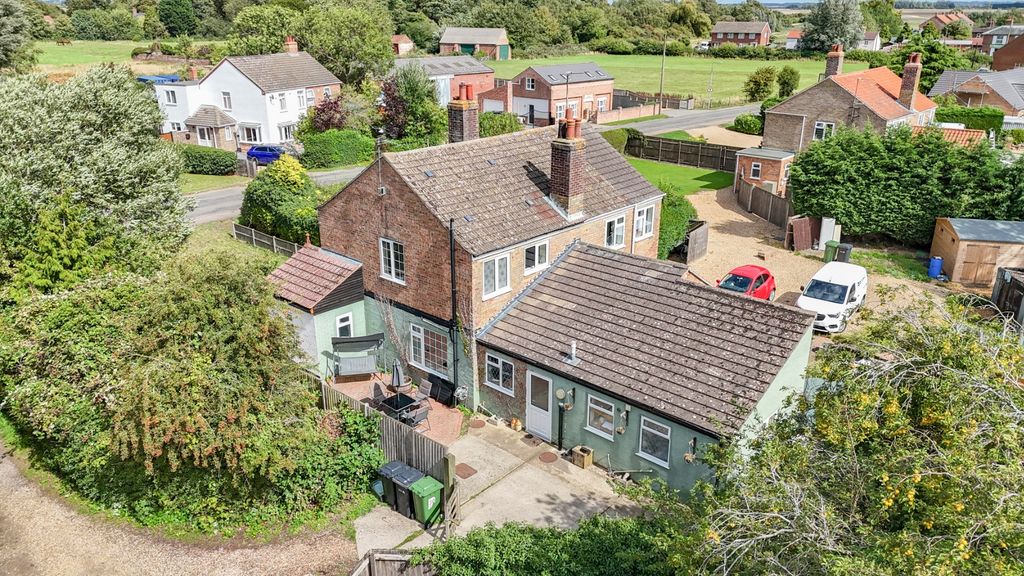 Property photo 1 of 31 4415631
