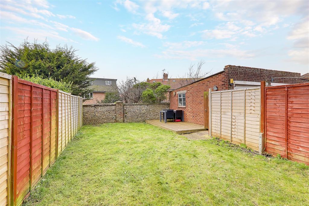 Property photo 2 of 13 Img_5267-Img_5269.Jpg