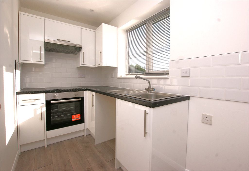 Property photo 2 of 8 Picture No. 01