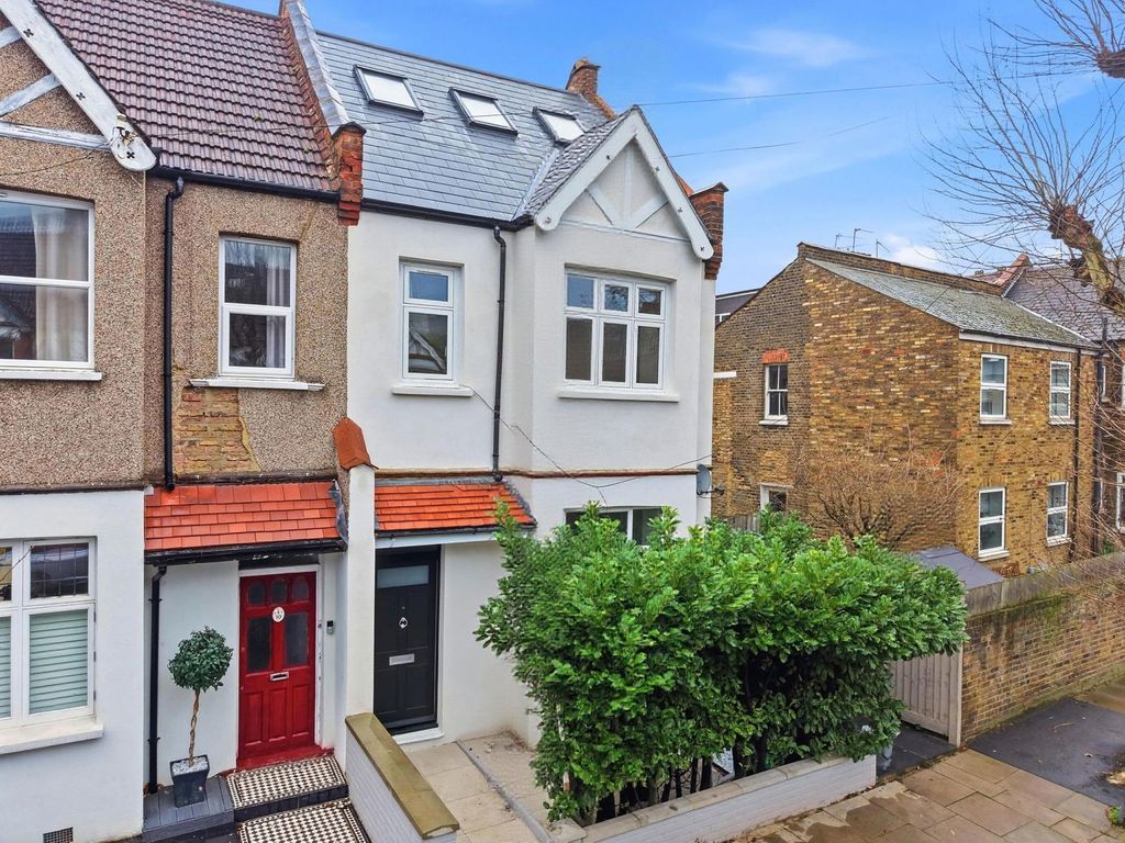 Property photo 3 of 15