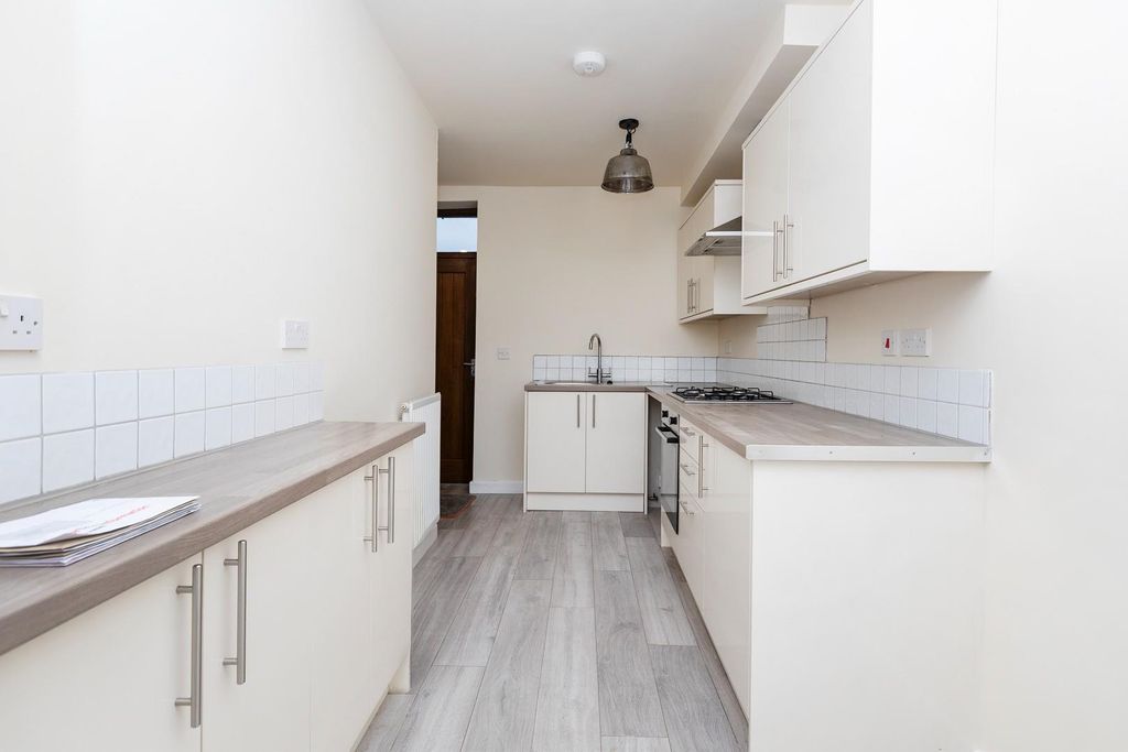 Property photo 2 of 22 Kitchen