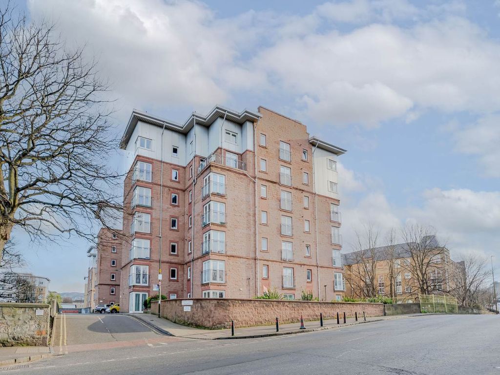 Property photo 1 of 6 External (1)