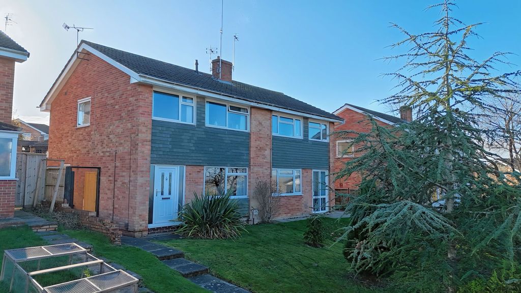 Property photo 1 of 29