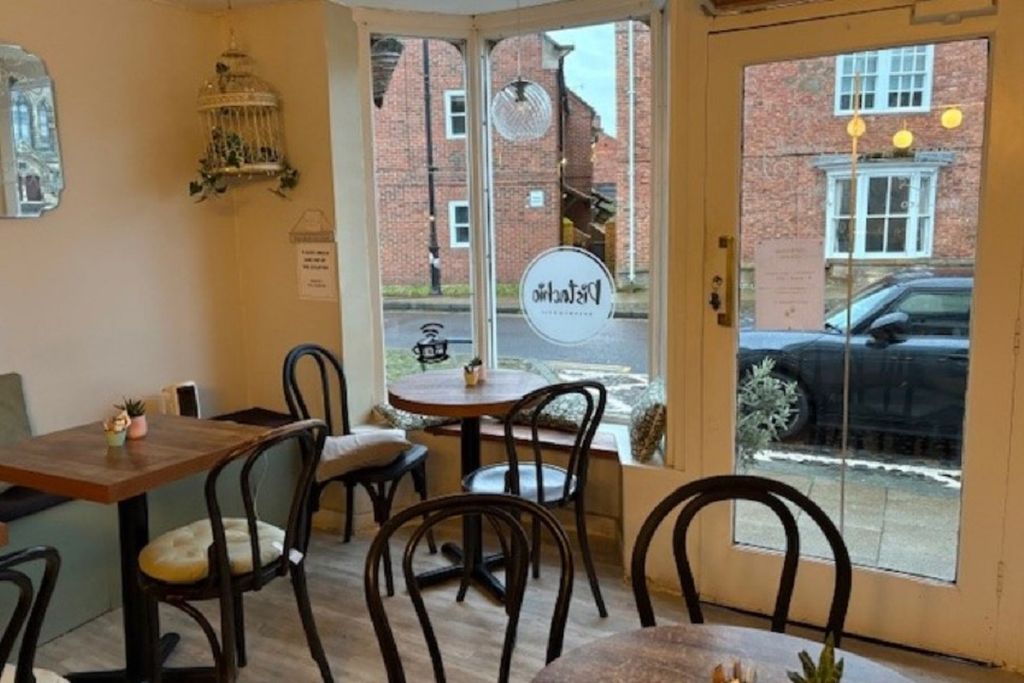 Property photo 2 of 7