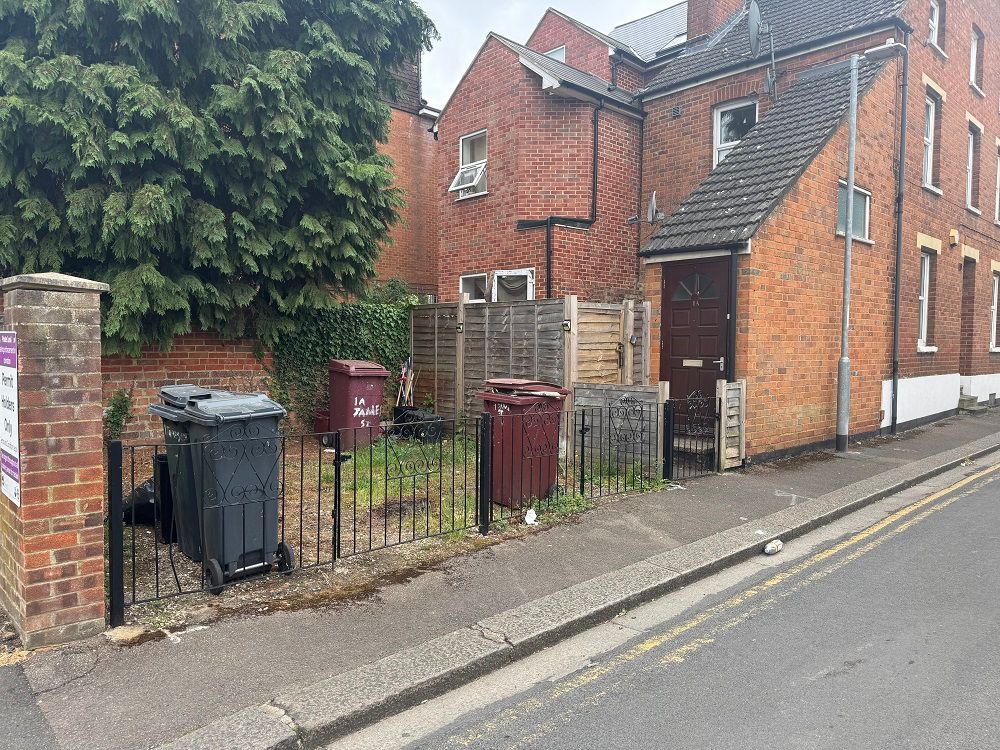 Property photo 2 of 12
