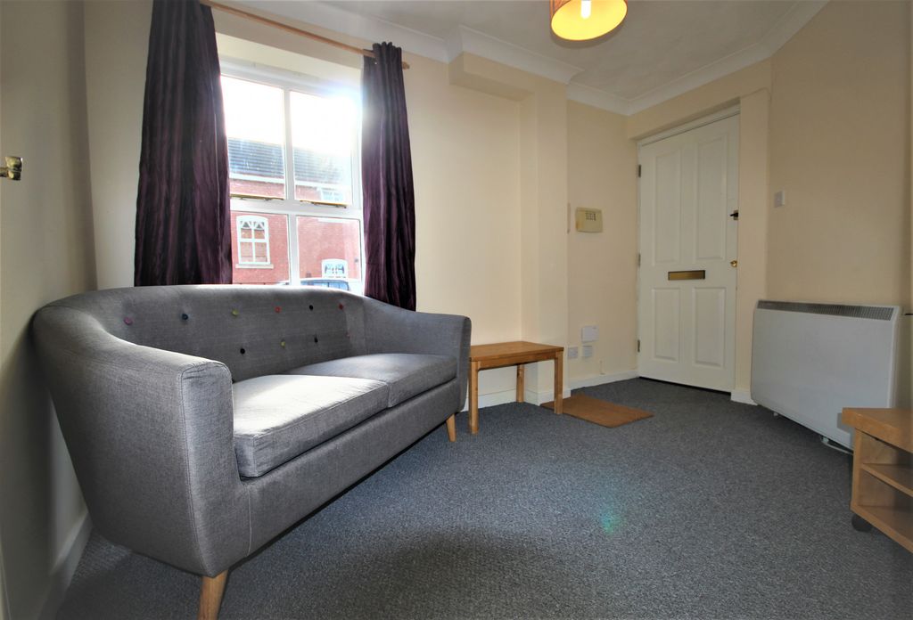 Property photo 3 of 6