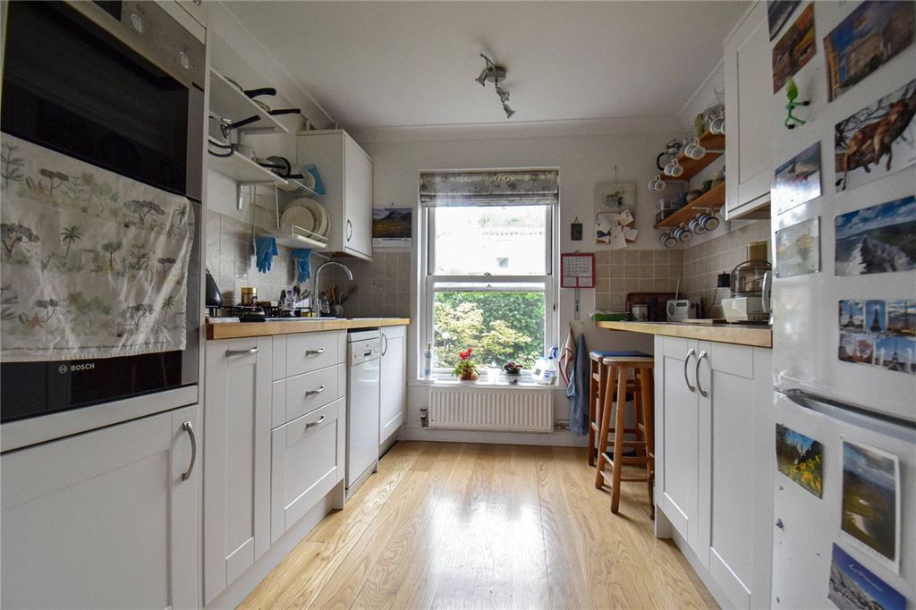 Property photo 3 of 13 Picture No. 30