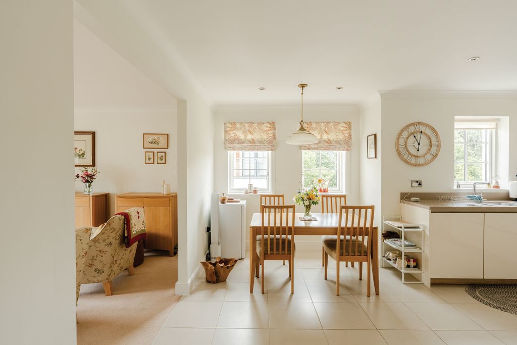 Additional image 9 of 2 bed flat for saleLyons Mews, 22 Redwood Drive, Bristol BS8
