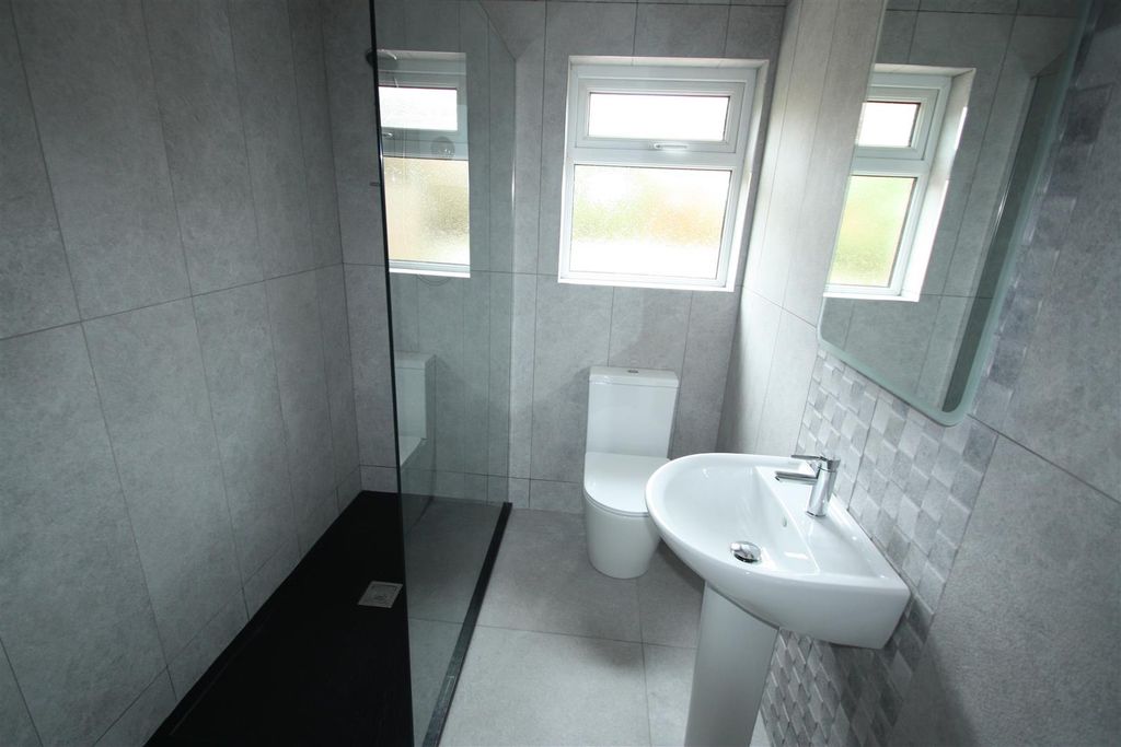 Additional image 12 of 3 bed semi-detached bungalow to rent48 Magowan Park, Hillsborough BT26